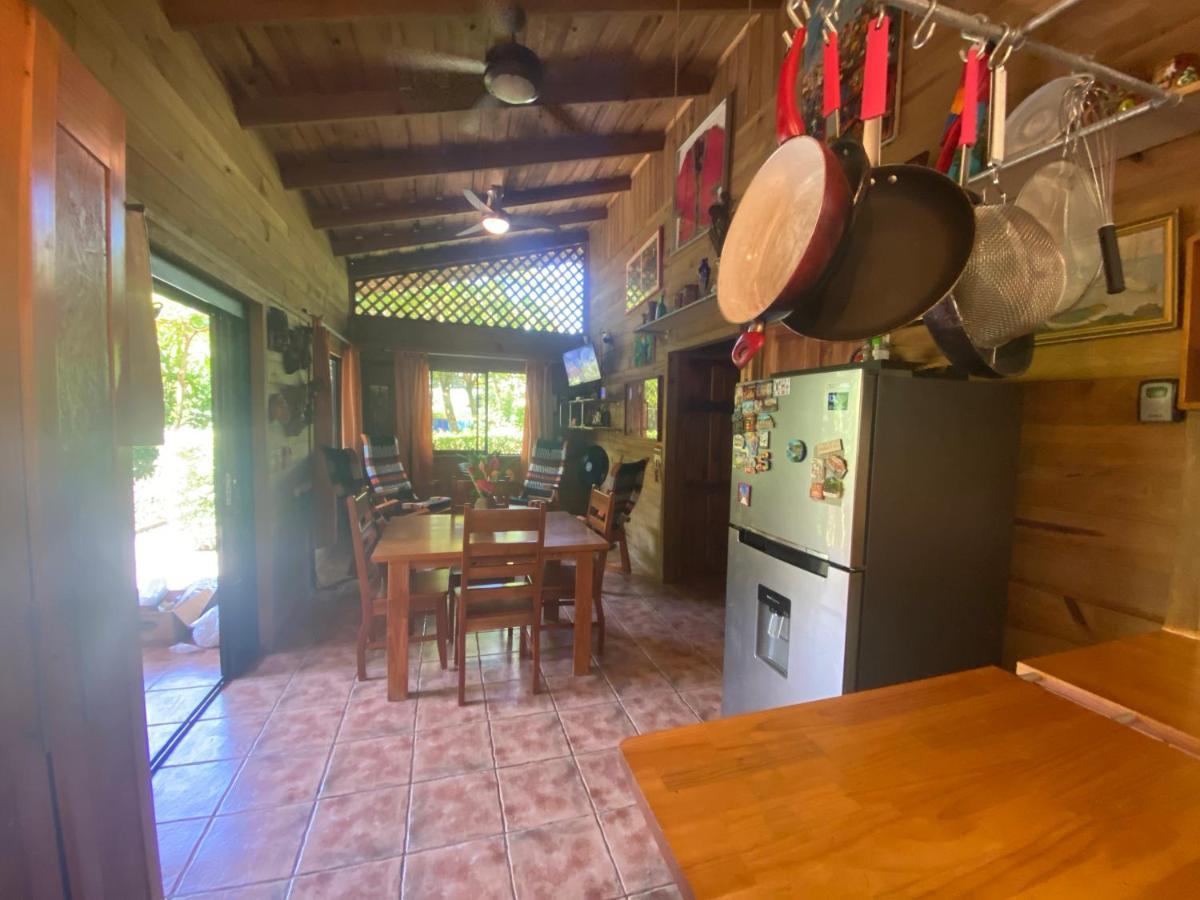 Uvita Oasis Retreat With Villa Cabins And Apartment Eksteriør bilde