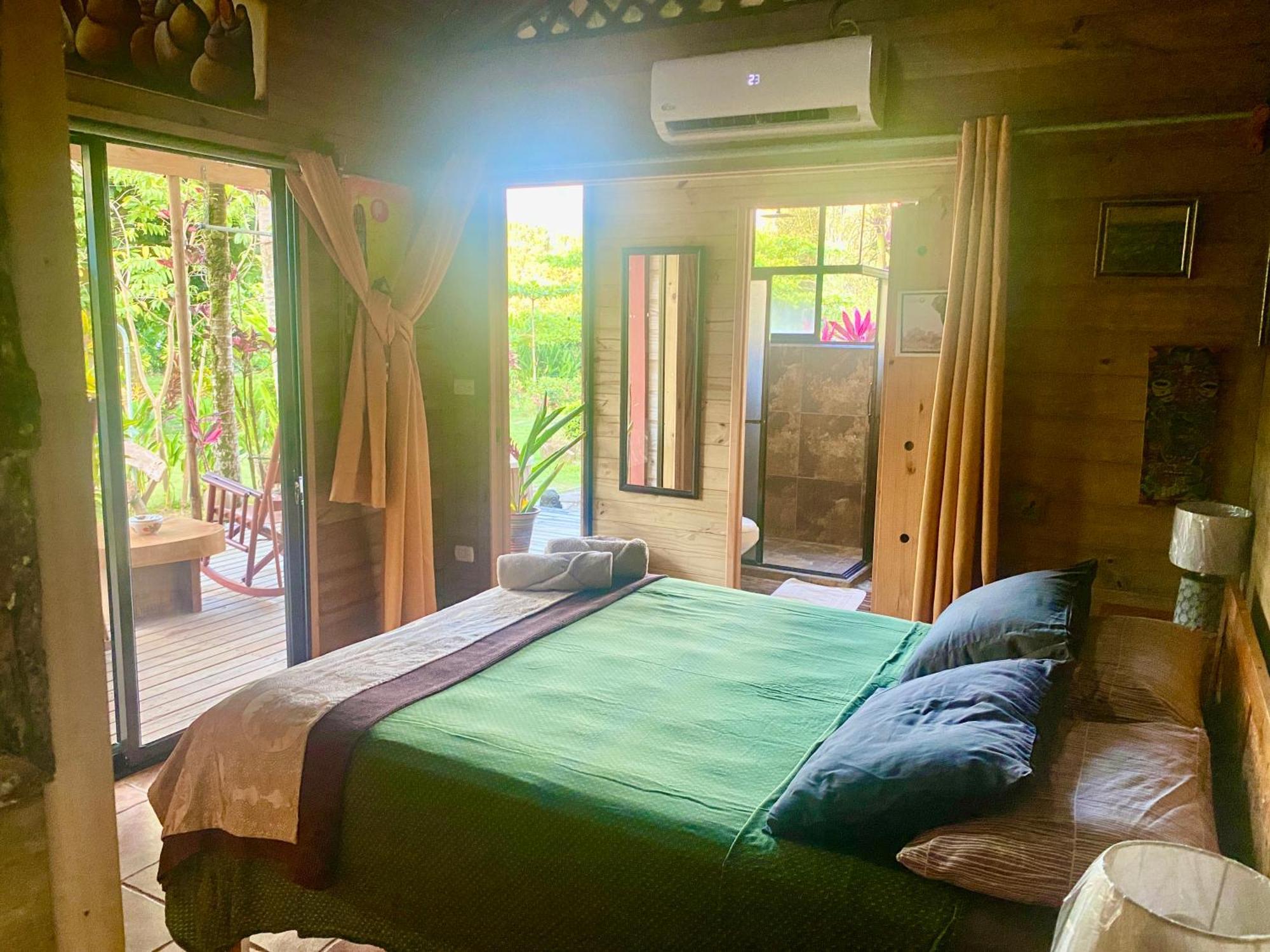 Uvita Oasis Retreat With Villa Cabins And Apartment Eksteriør bilde