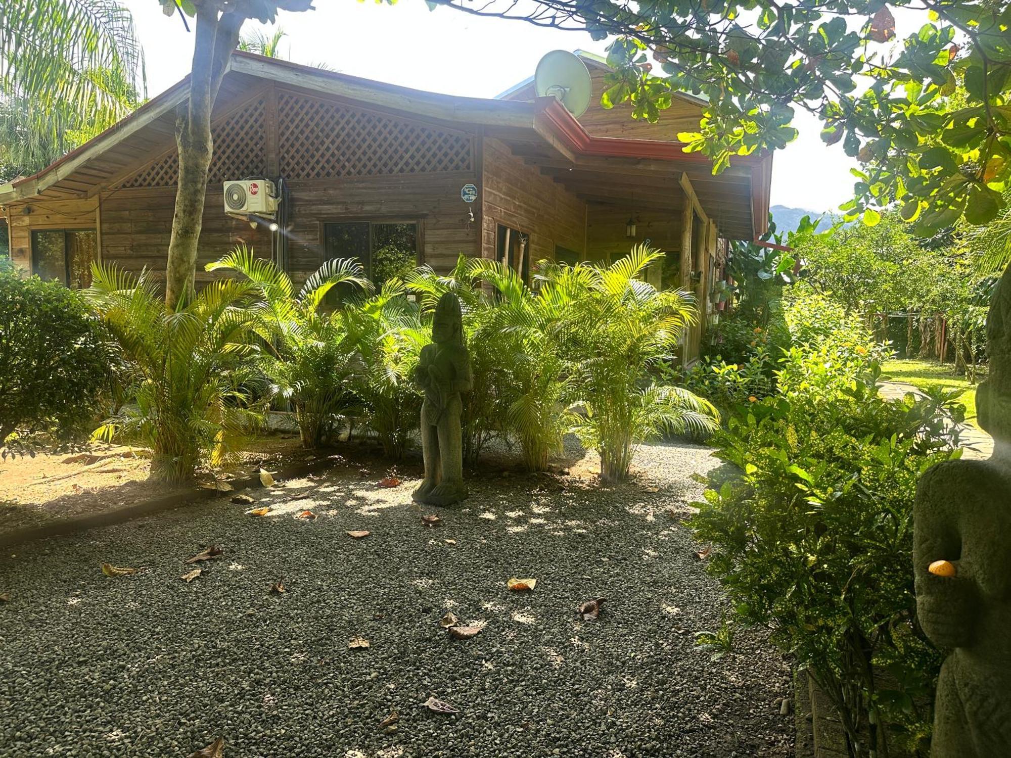 Uvita Oasis Retreat With Villa Cabins And Apartment Eksteriør bilde